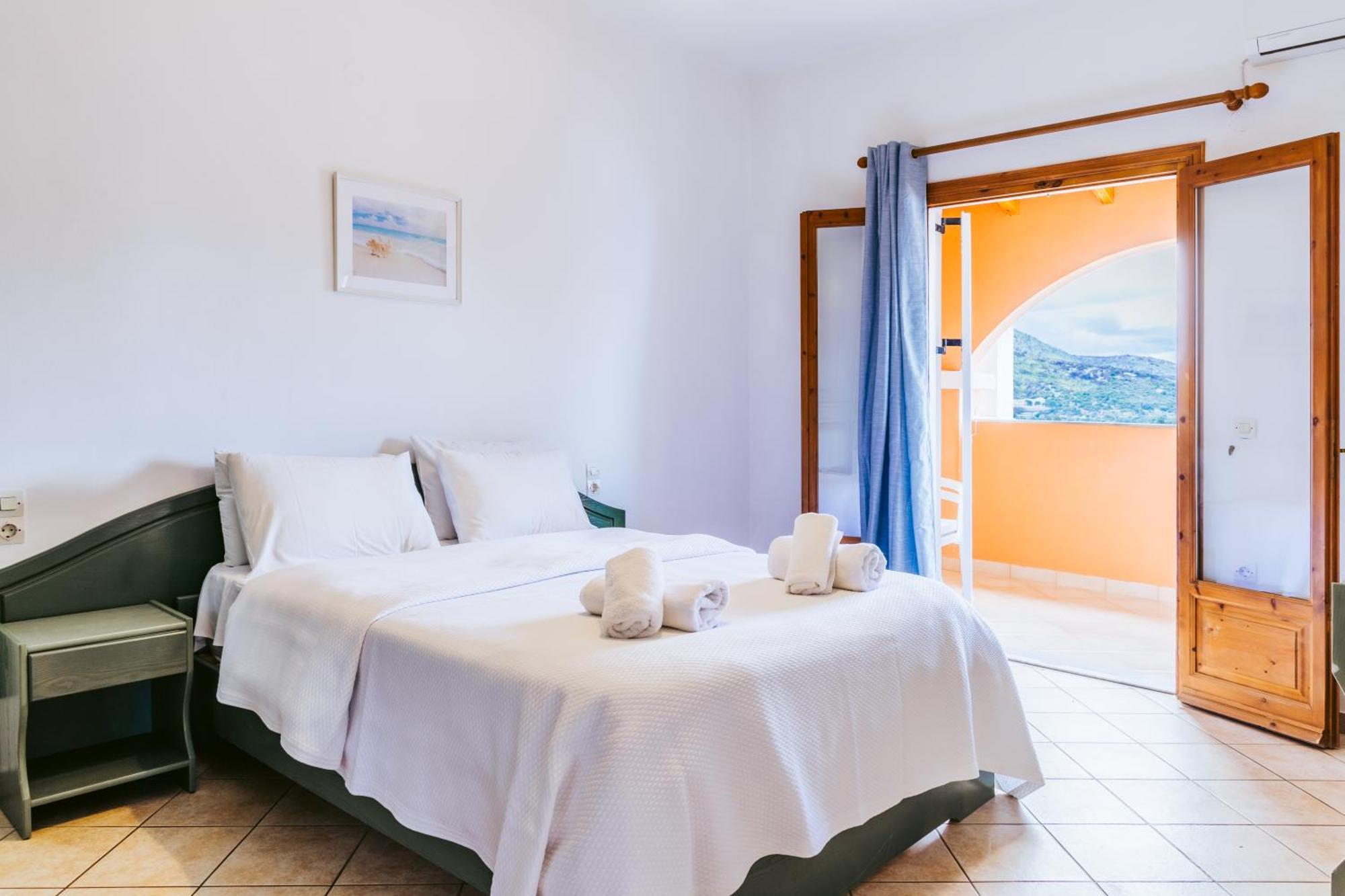 Porto Kassiopi Apartments מראה חיצוני תמונה