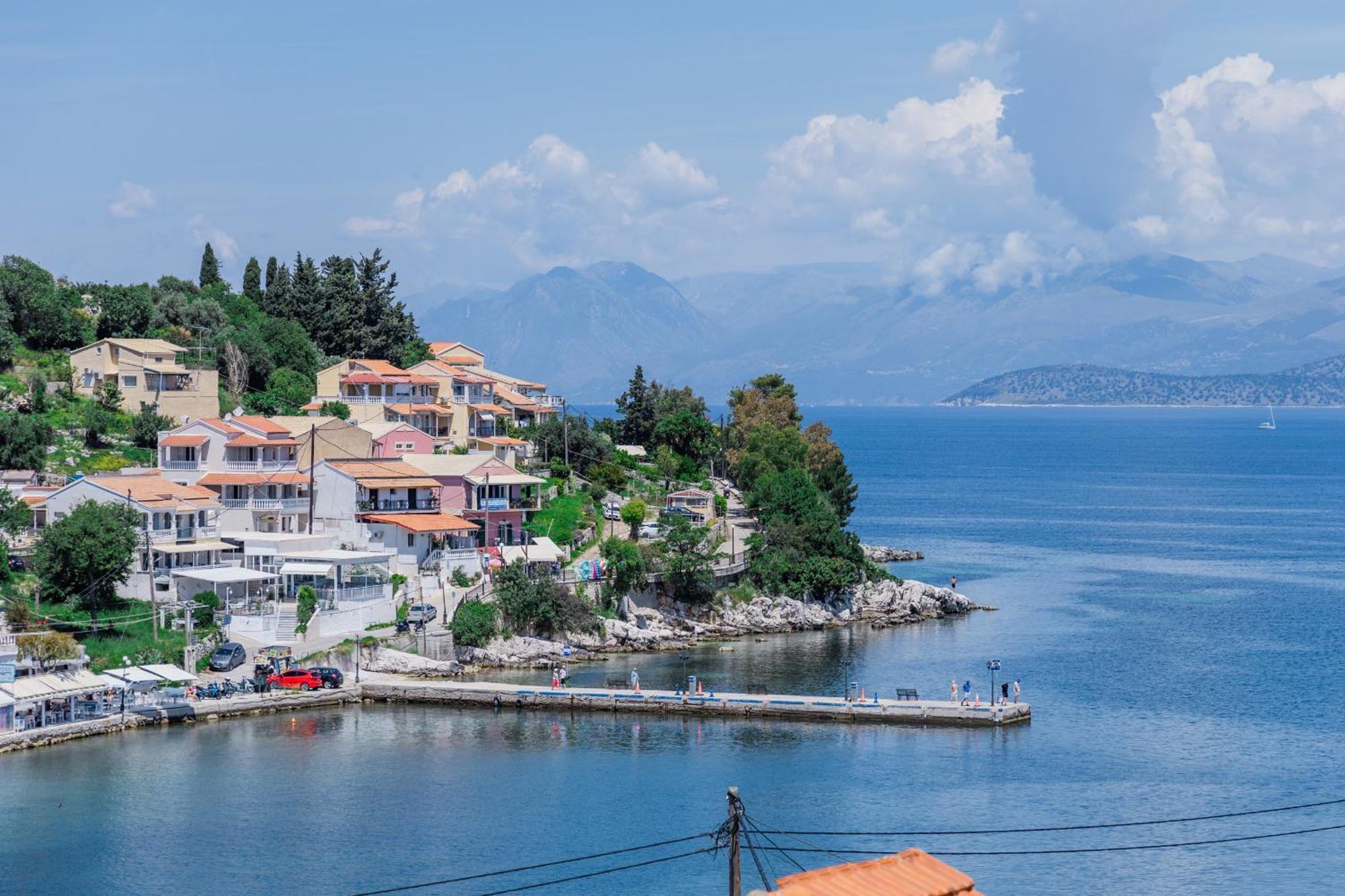 Porto Kassiopi Apartments מראה חיצוני תמונה